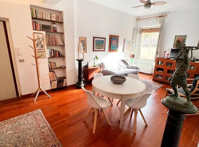 Living In Vatican Apartment Rome